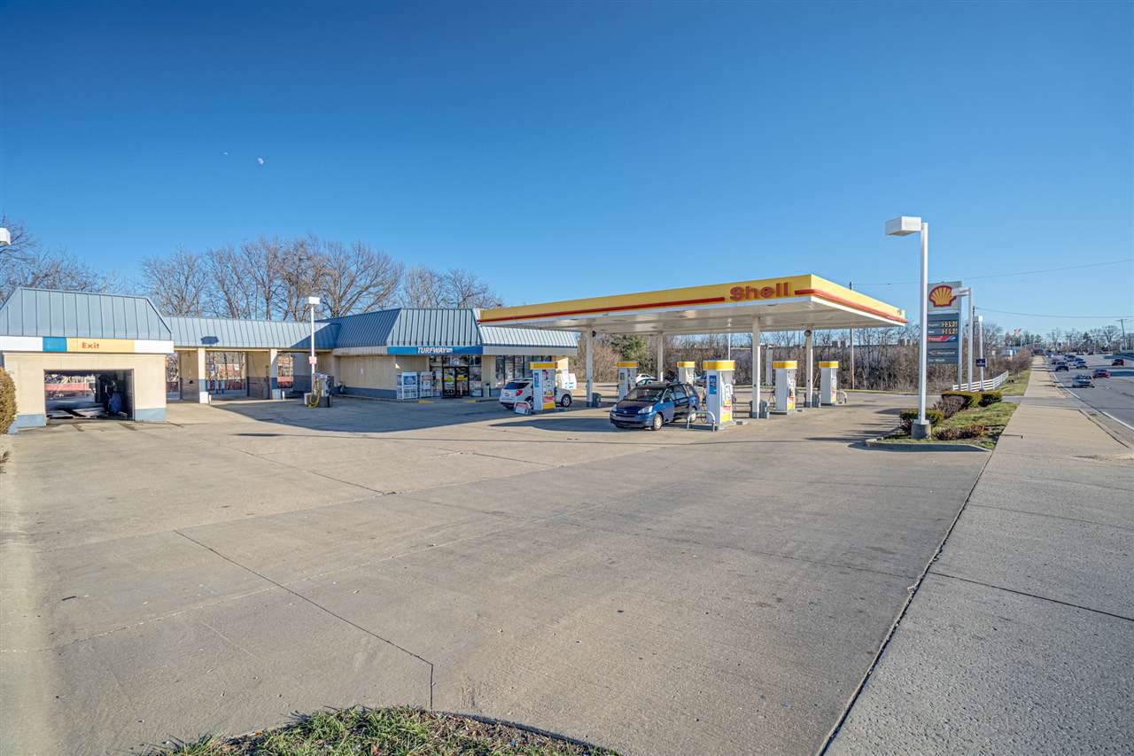 7124 Turfway Road - Photo 1