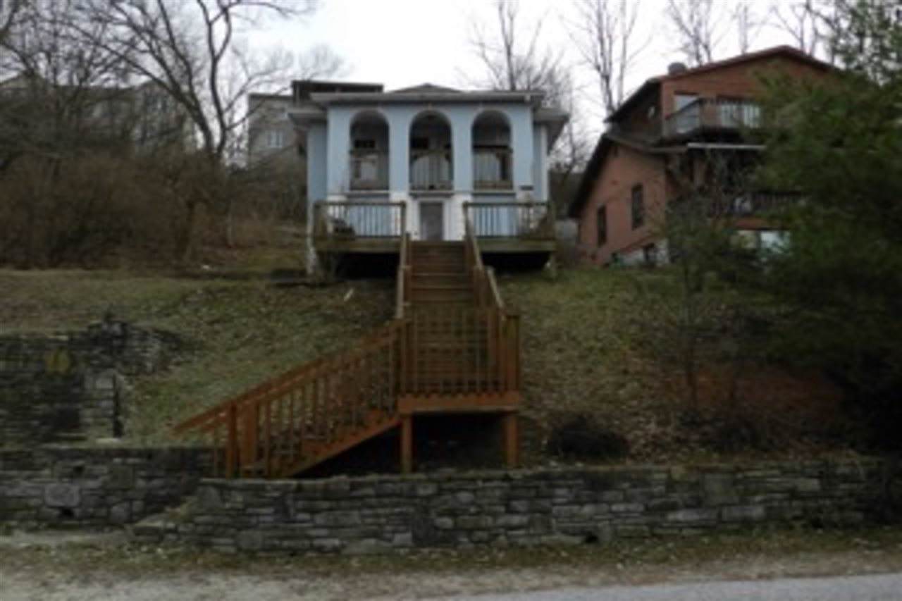 68 Grandview Avenue - Photo 1