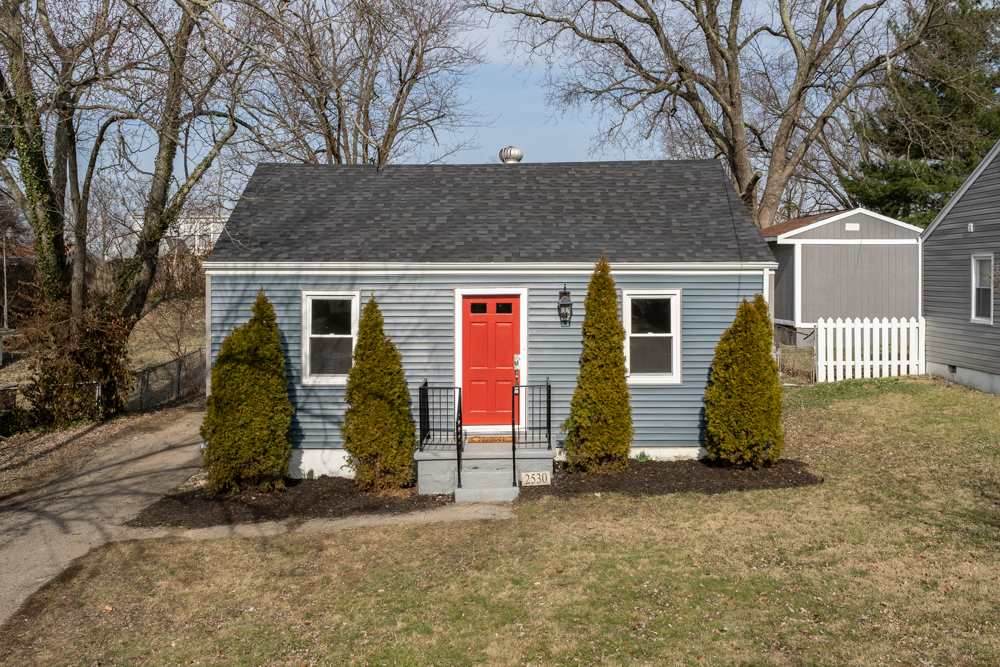 2530 Avon - Photo 1