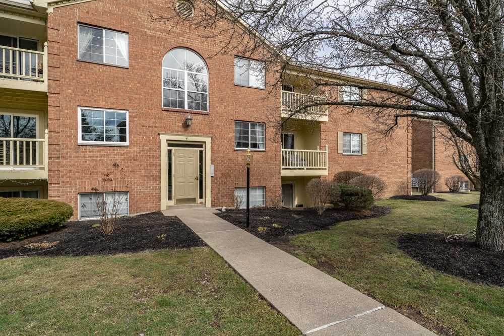 4 Highland Meadows Drive - Photo 1