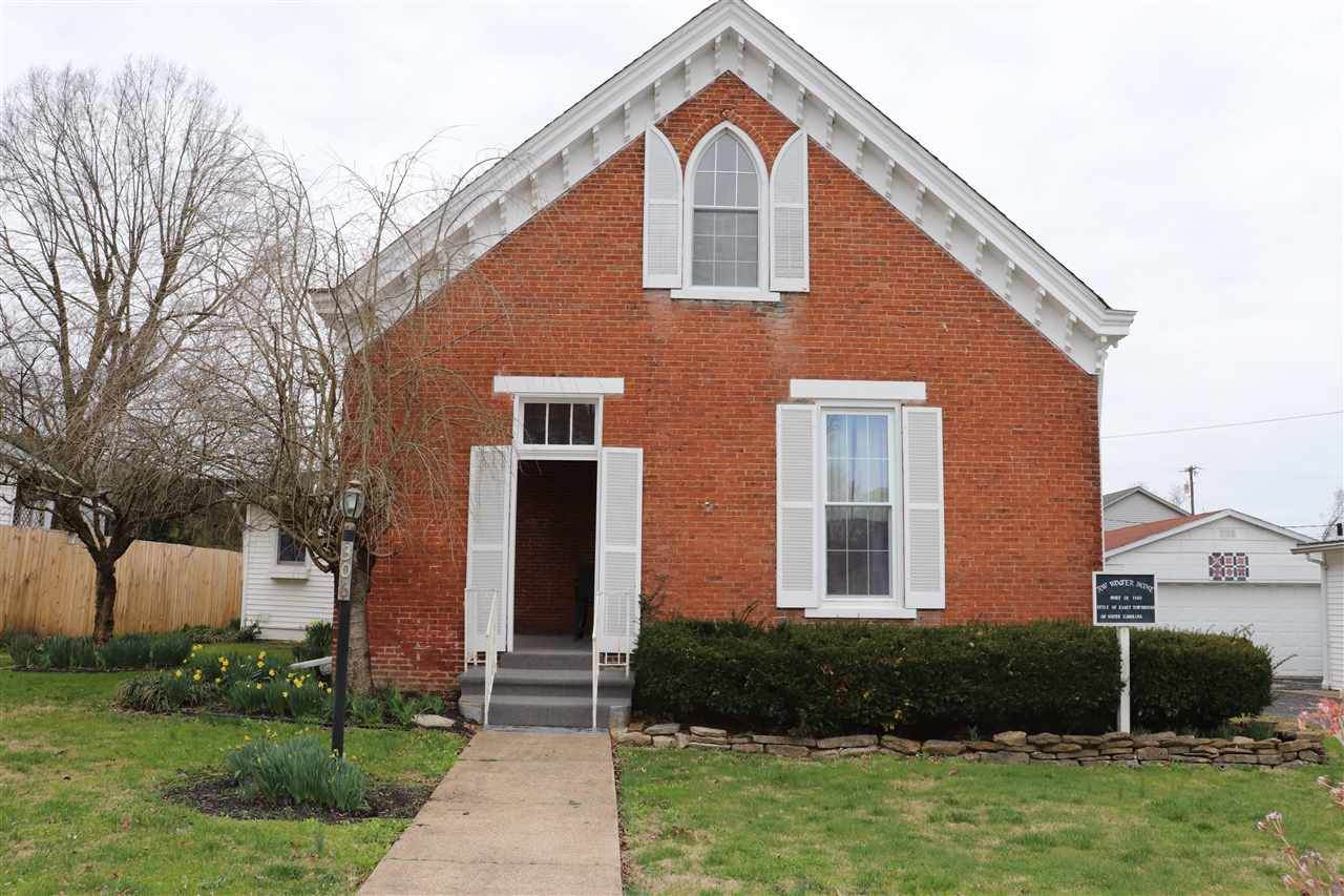 306 Elizabeth Street - Photo 1