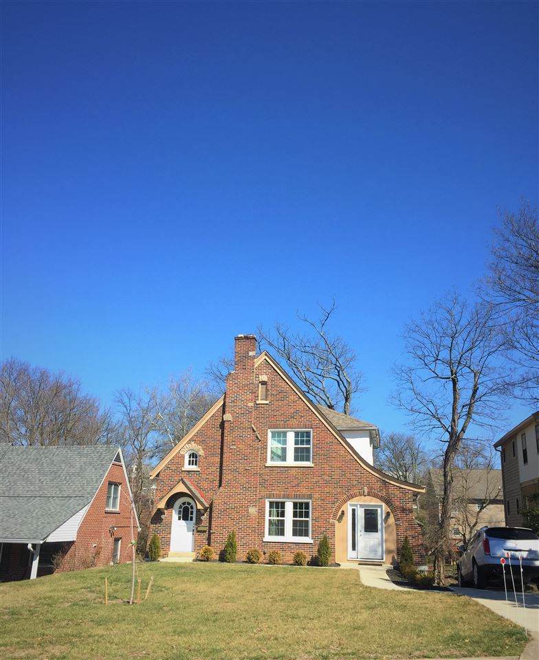 28 Greenbriar Avenue - Photo 1 28 Greenbriar Avenue - Photo 1