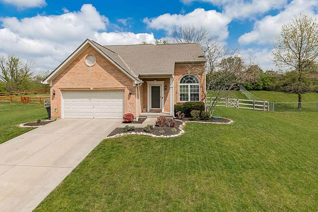 716 Bear Court - Photo 1