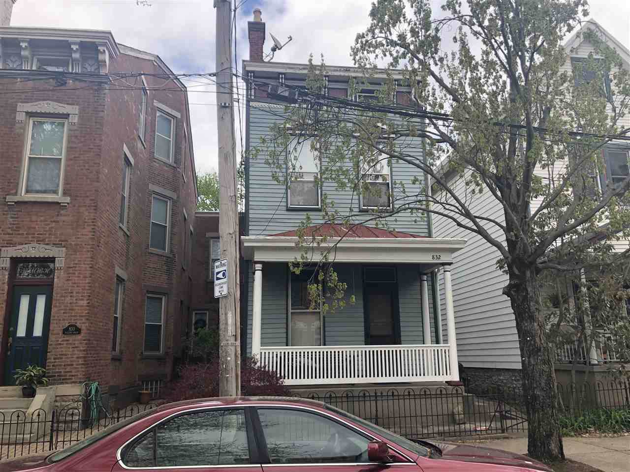 832 Willard - Photo 1 832 Willard - Photo 1
