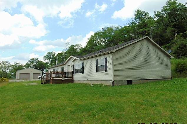 1107 Hwy 467 - Photo 1