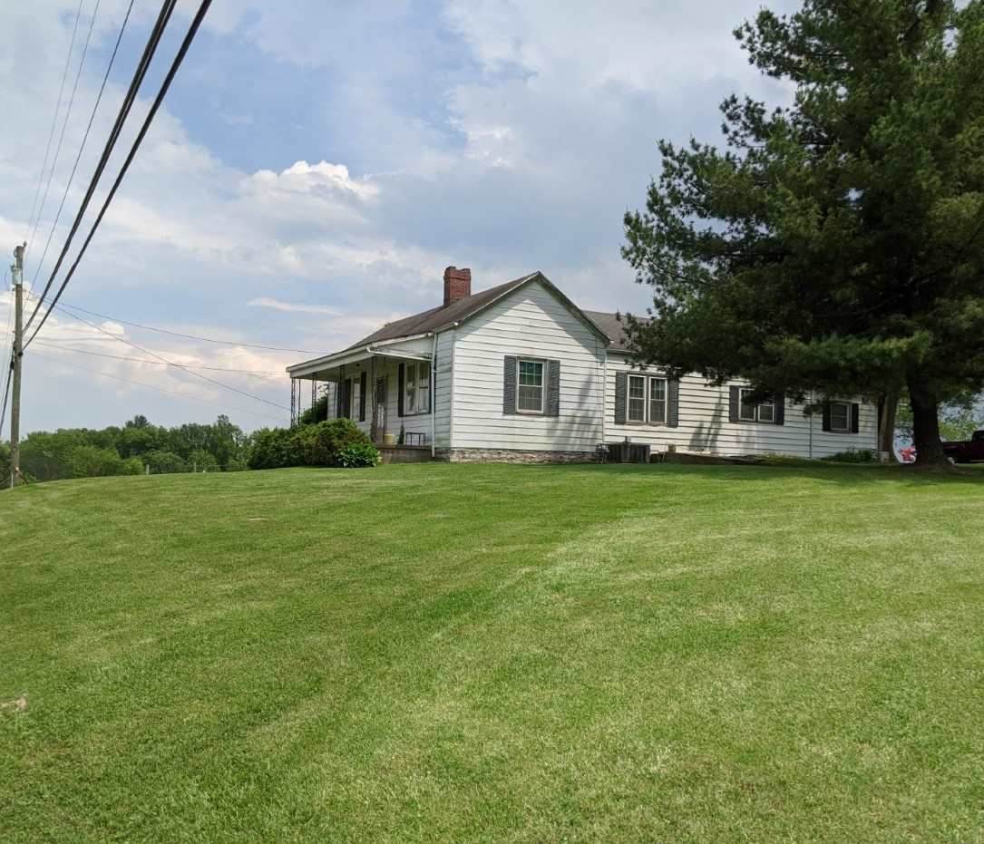 2645 Hathaway Road - Photo 1