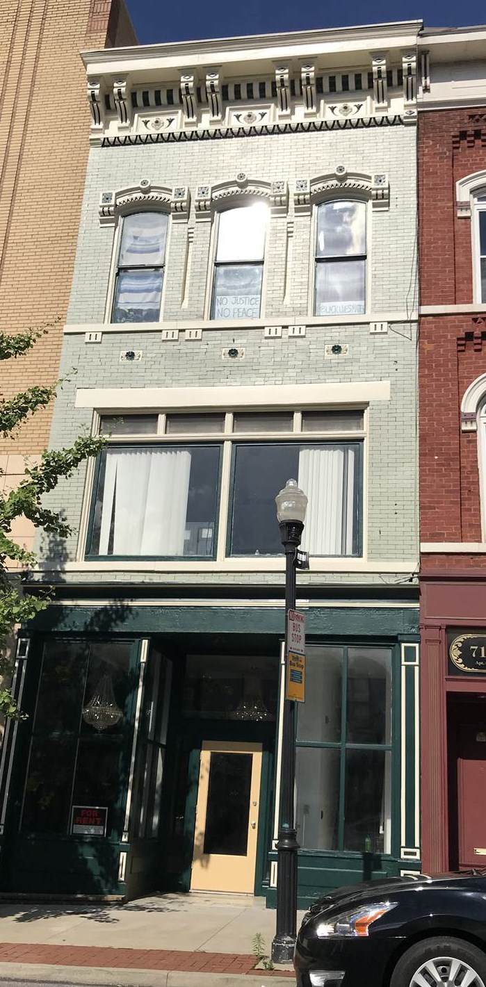 712 Madison Avenue - Photo 1