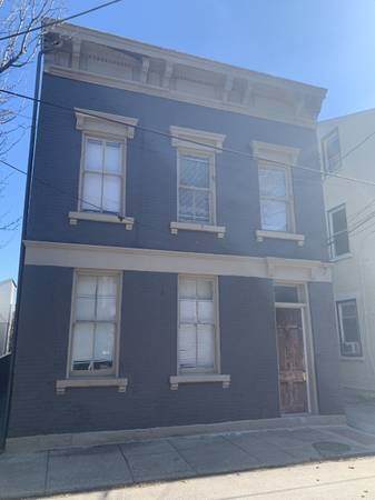 726 Craig Street - Photo 1