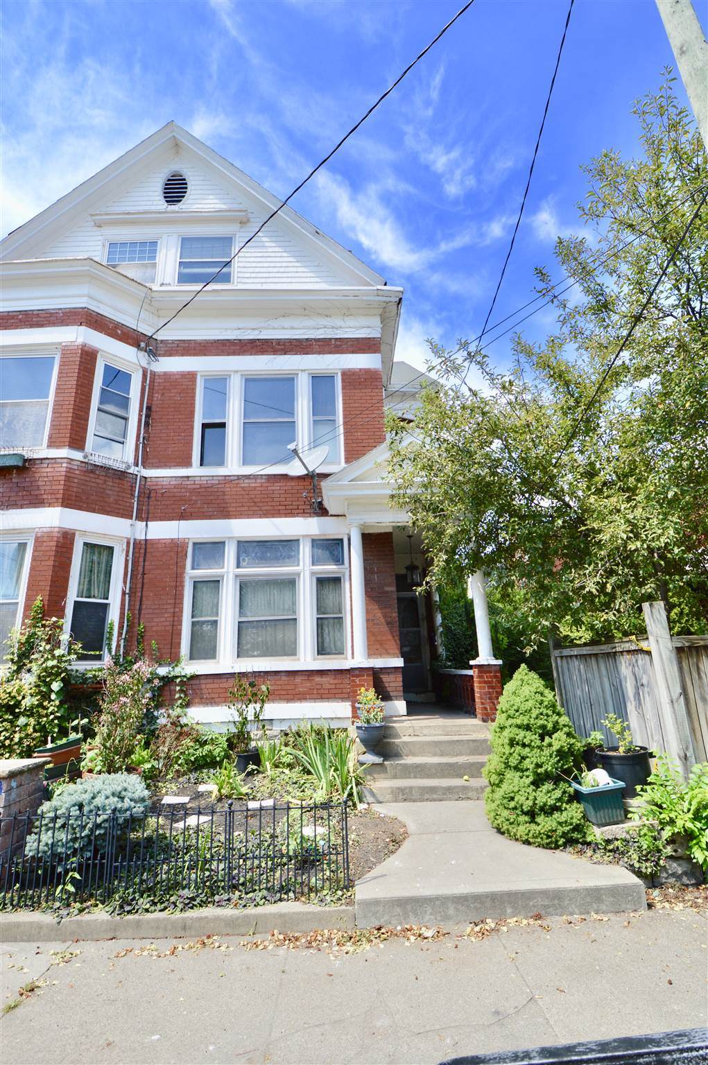 124 7th - Photo 1