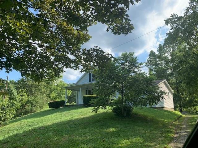 3051 Lees Creek Road - Photo 1