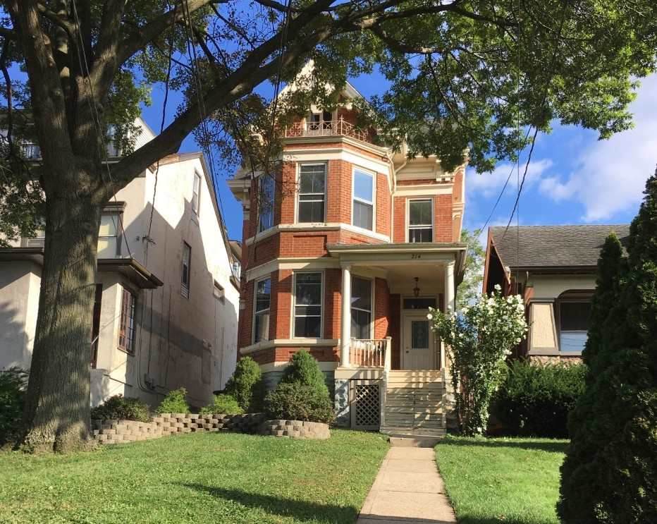 214 Fairfield Avenue - Photo 1