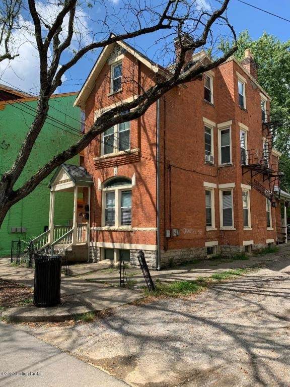 214 13TH Street - Photo 1