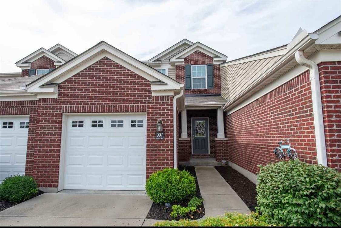 907 Waterview Lane - Photo 1