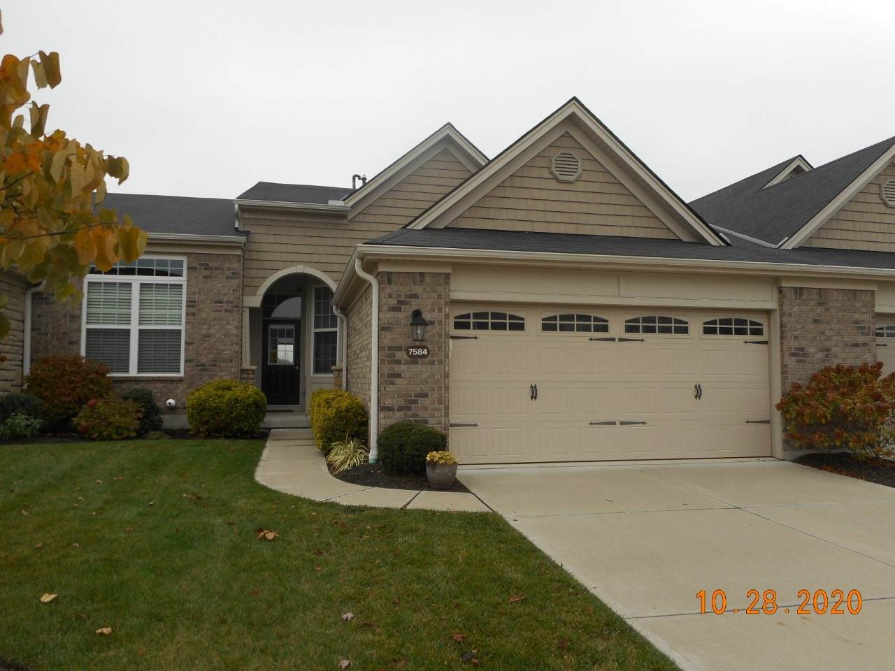 7584 Loch Lomond Drive - Photo 1