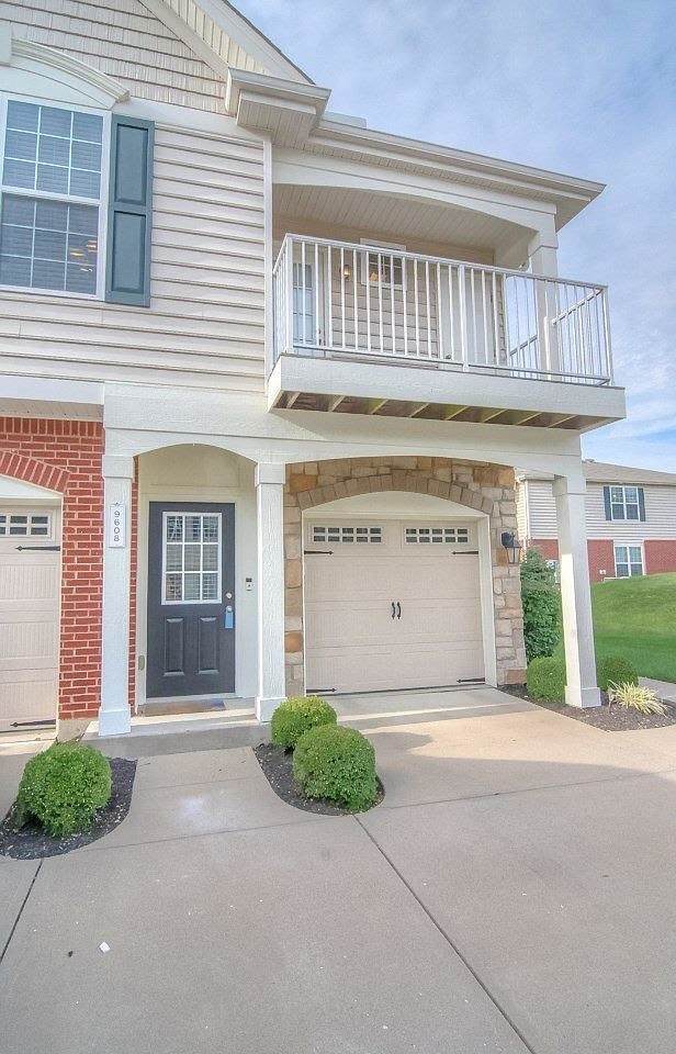 9608 Daybreak Court - Photo 1
