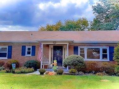 3036 Lindsey Drive - Photo 1