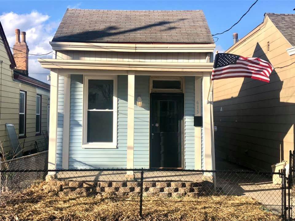 615 7th Avenue - Photo 1