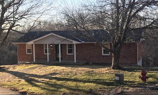 415 Bingham - Photo 1
