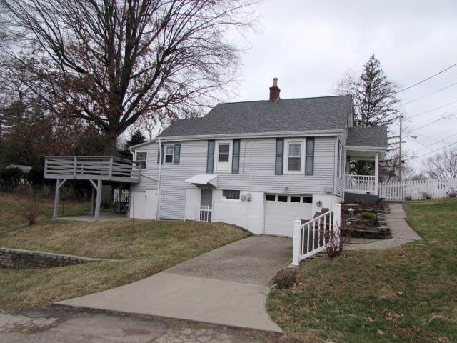 84 Crowell Avenue - Photo 1