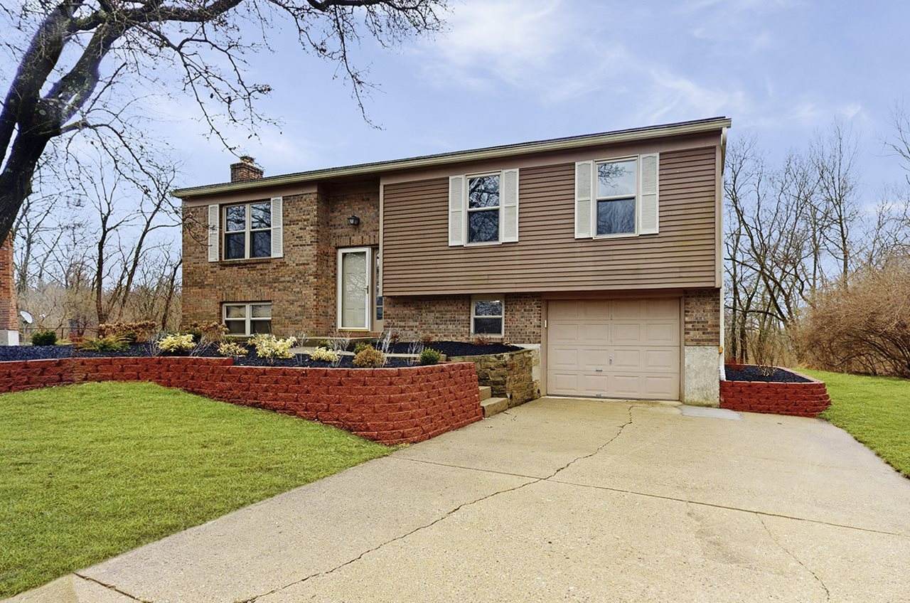 485 Glenview Court - Photo 1