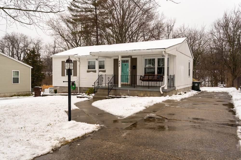 444 Caldwell Drive - Photo 1