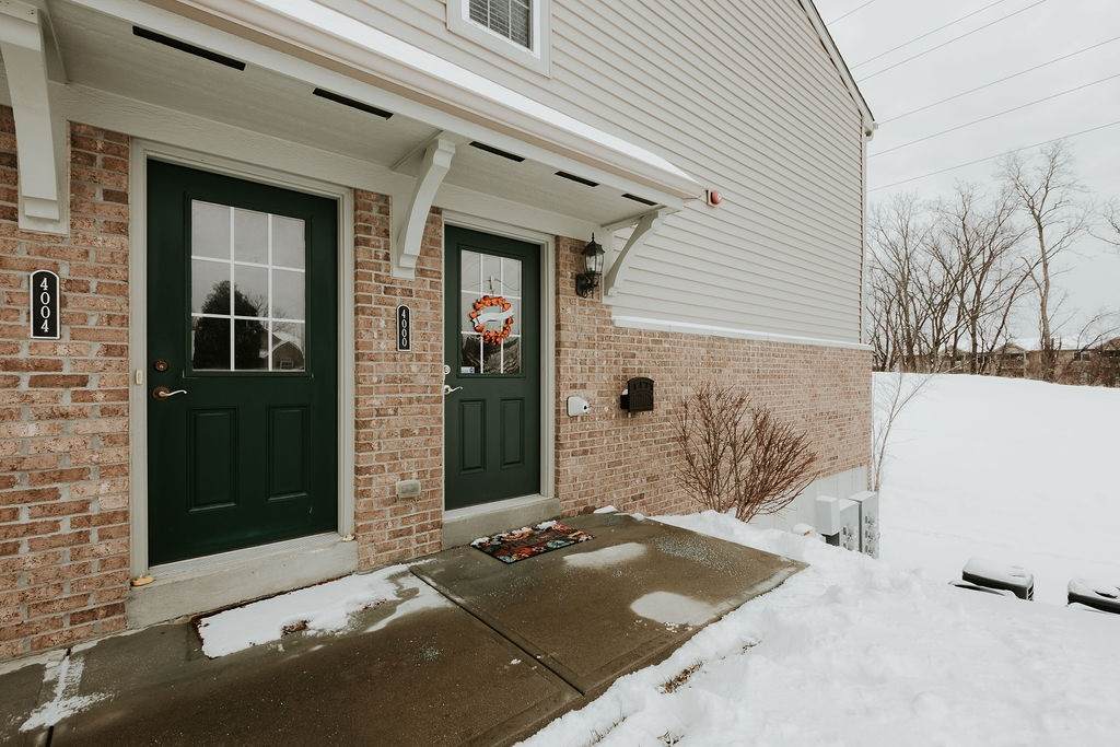 4000 Calvert Court - Photo 1