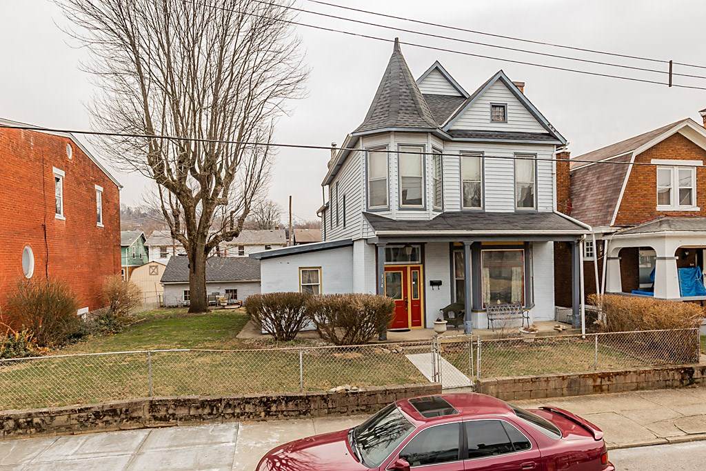 314 4th Avenue - Photo 1