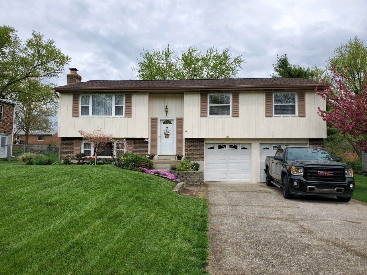 2616 Brookview - Photo 1