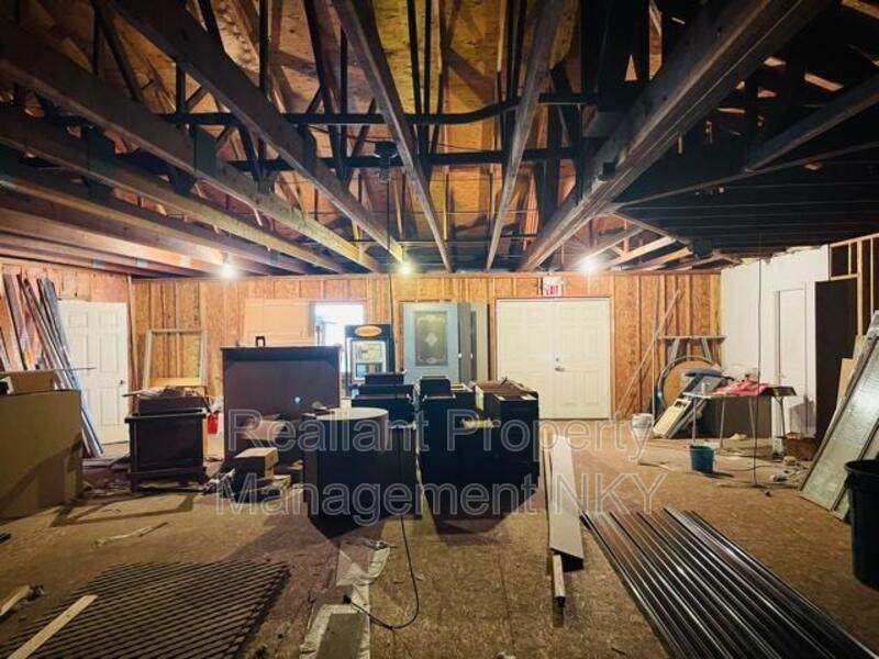 238 Grandview Avenue - Photo 1