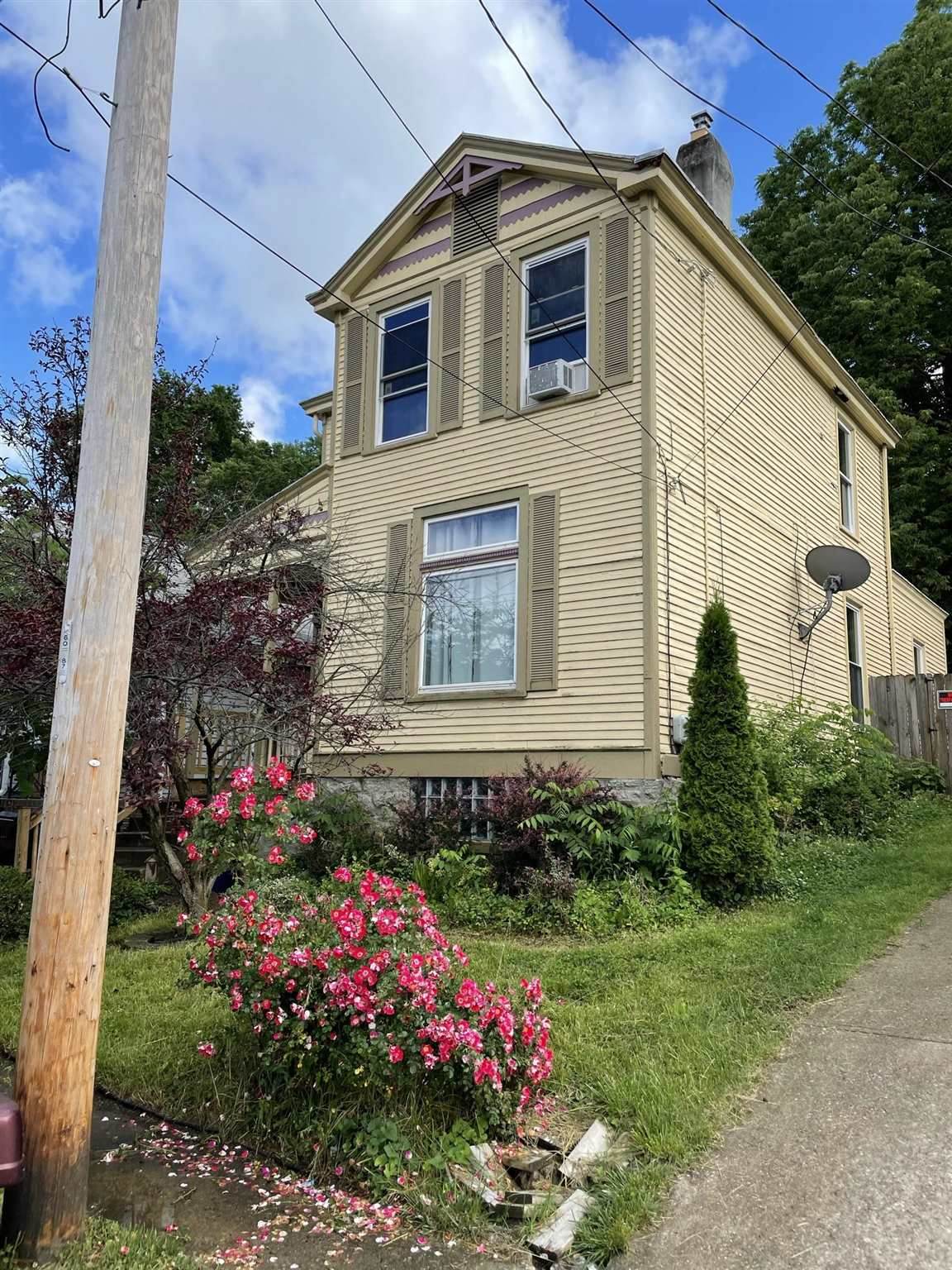 1325 Hazen Street - Photo 1
