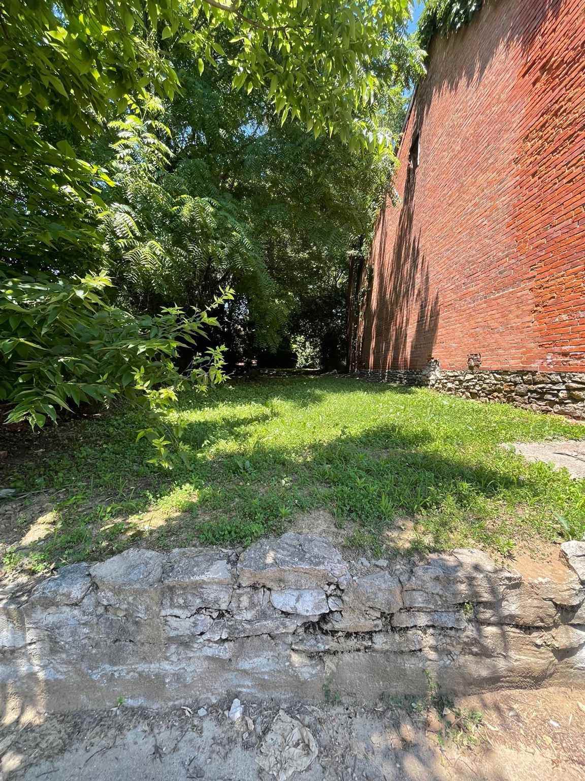 320 Berry Street - Photo 1
