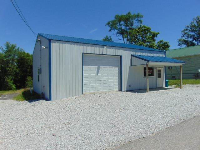 216 West Perry Street - Photo 1
