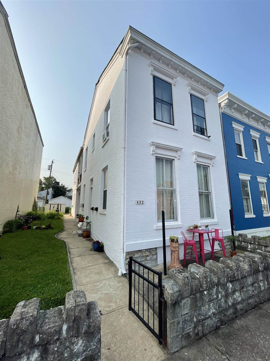 422 10th Street - Photo 1