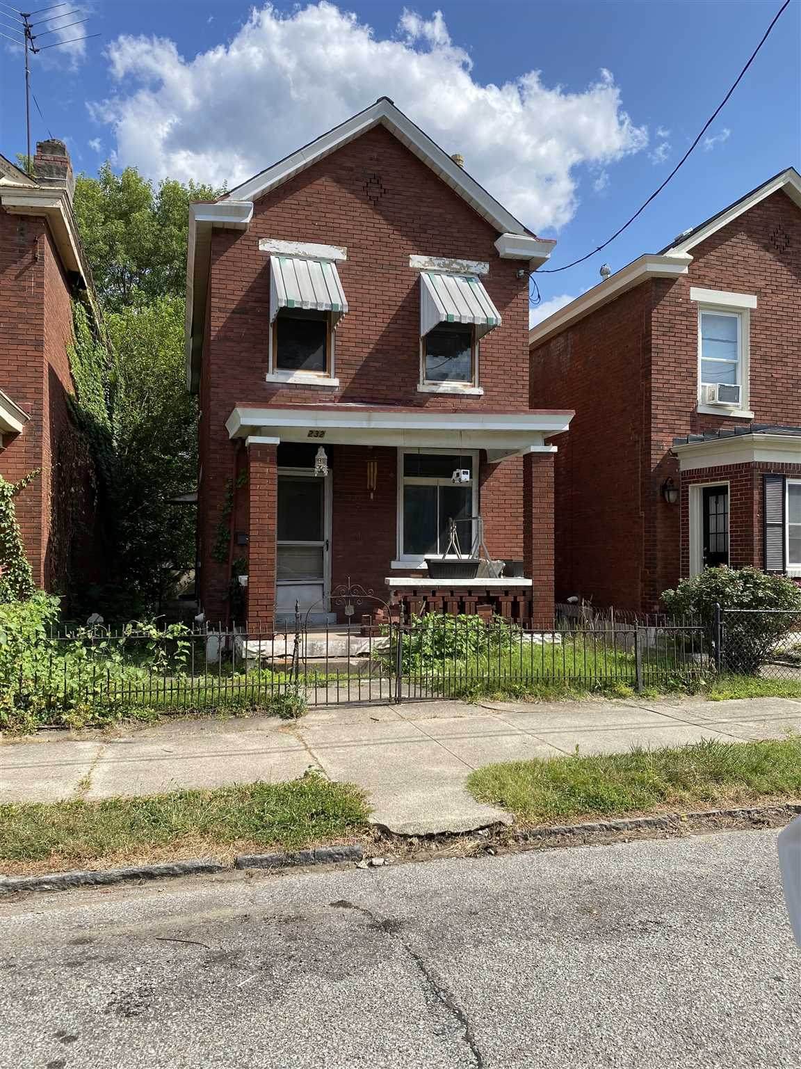 232 Retreat Street - Photo 1