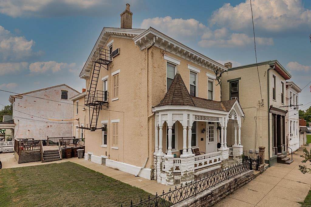 1213 Greenup Street - Photo 1