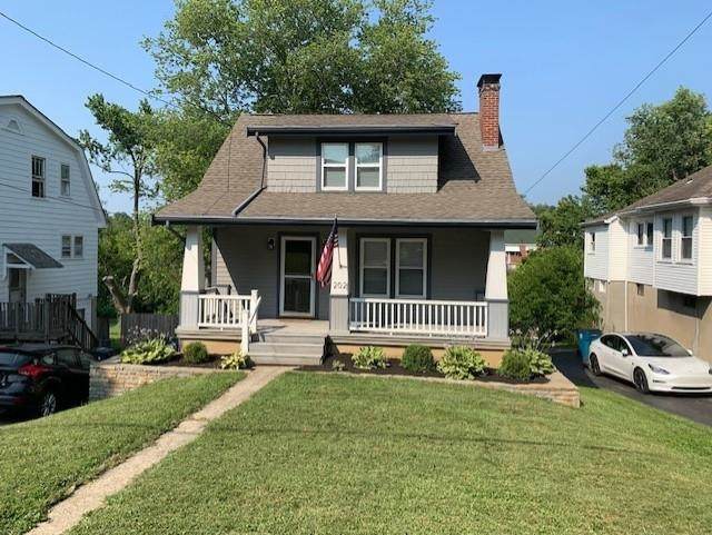 202 Forest Avenue - Photo 1