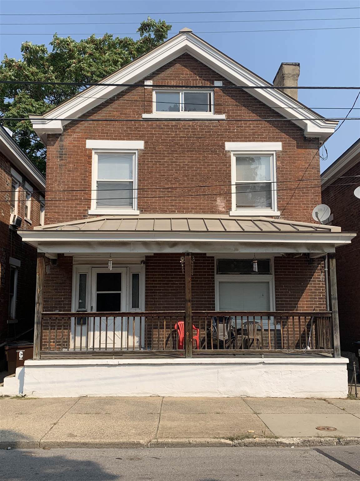 118 10th Street - Photo 1