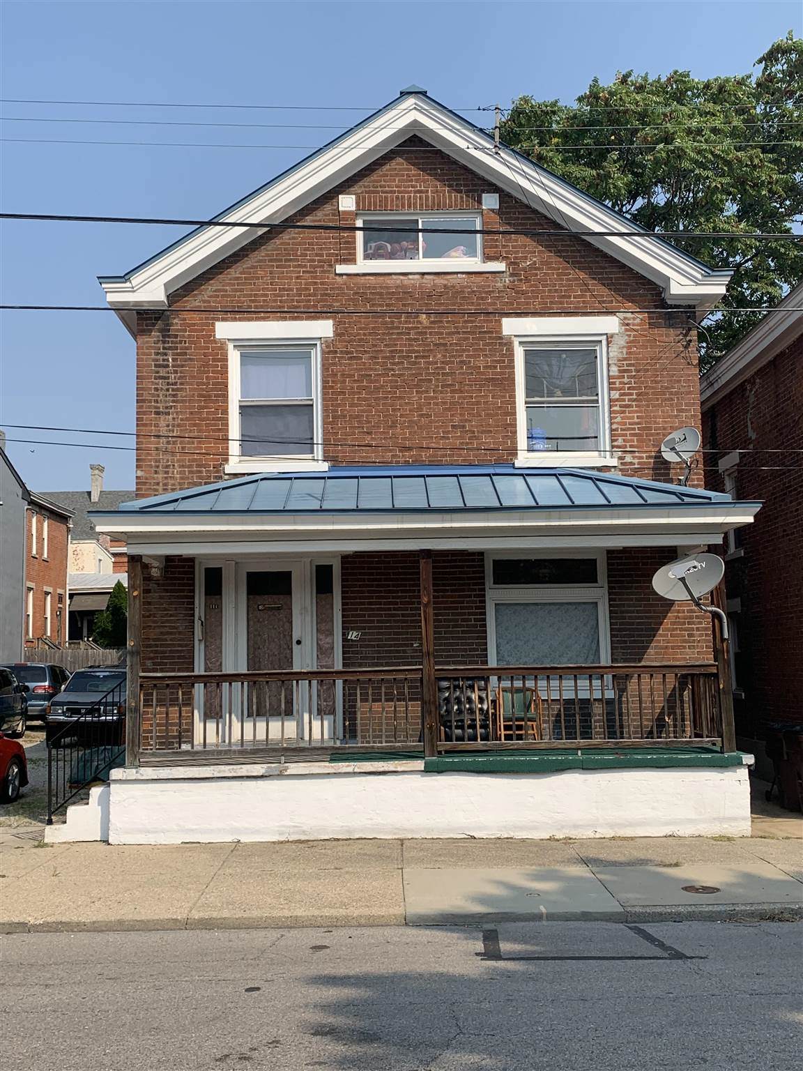 114/118/124 10 Street - Photo 1