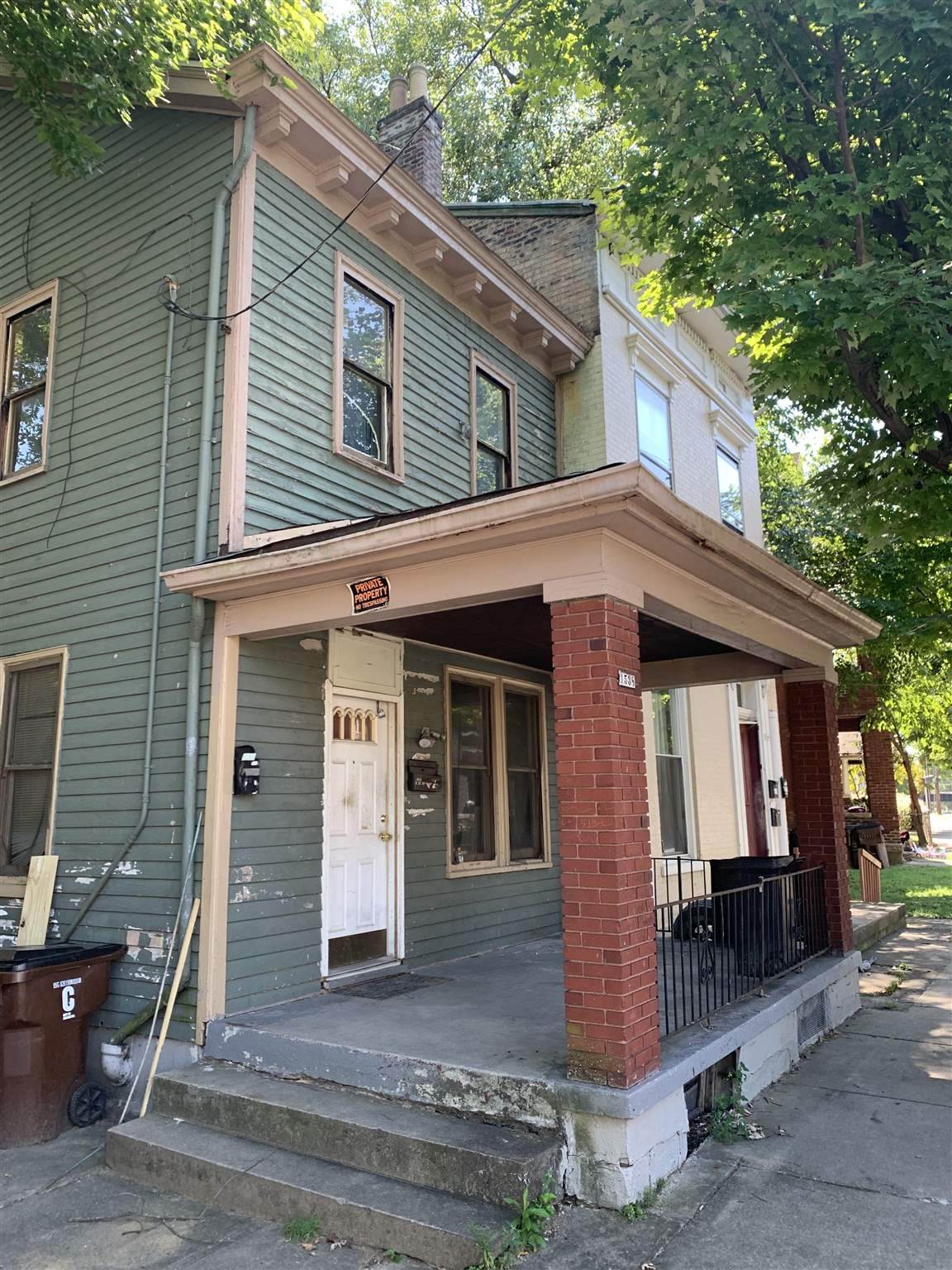 1538 Greenup - Photo 1