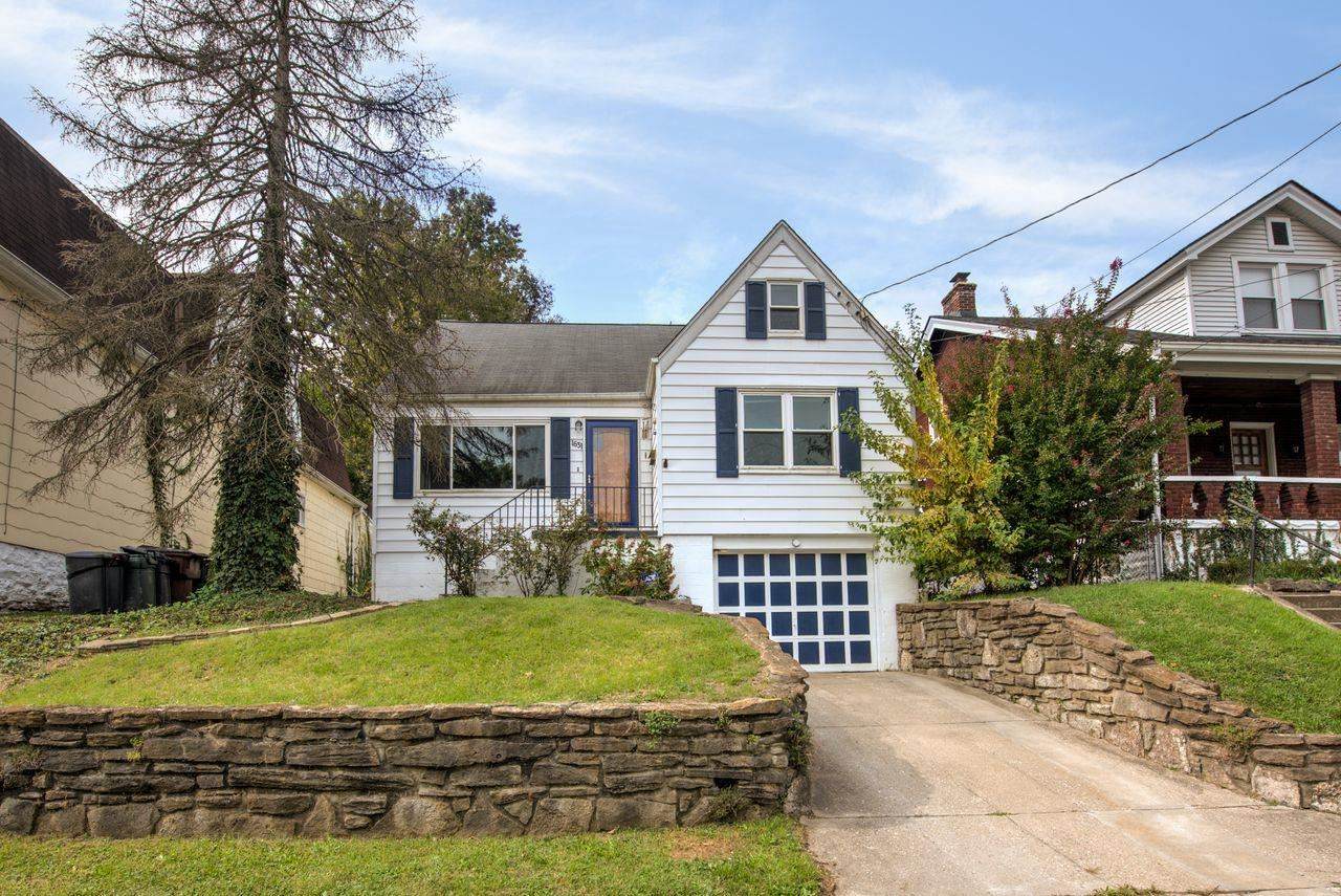 1631 Jefferson Ave - Photo 1