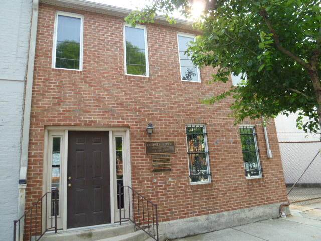 331 York Street - Photo 1
