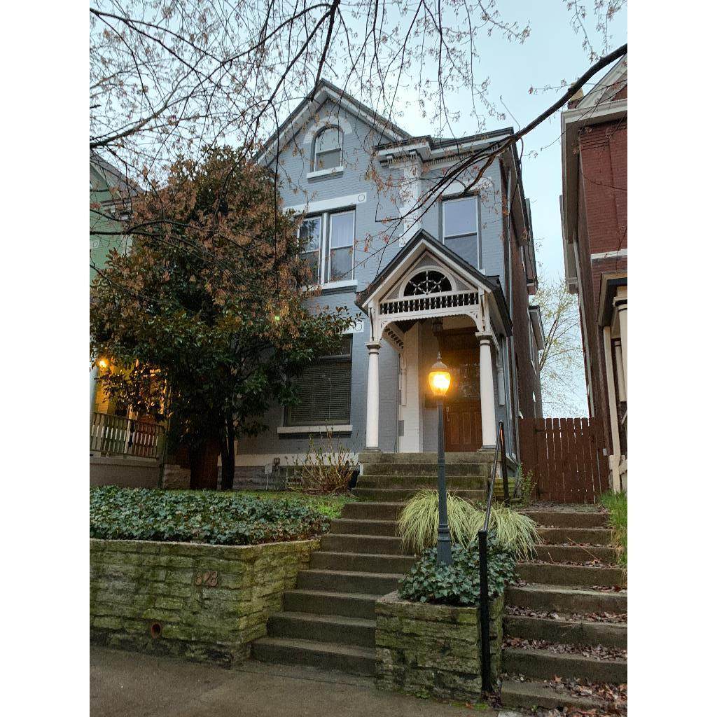 828 Maple Avenue - Photo 1