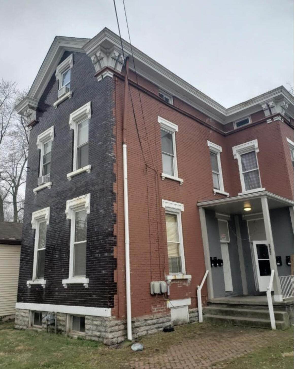 1929 Augustine Avenue - Photo 1