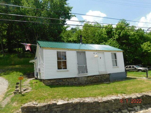 4673 River Road - Photo 1