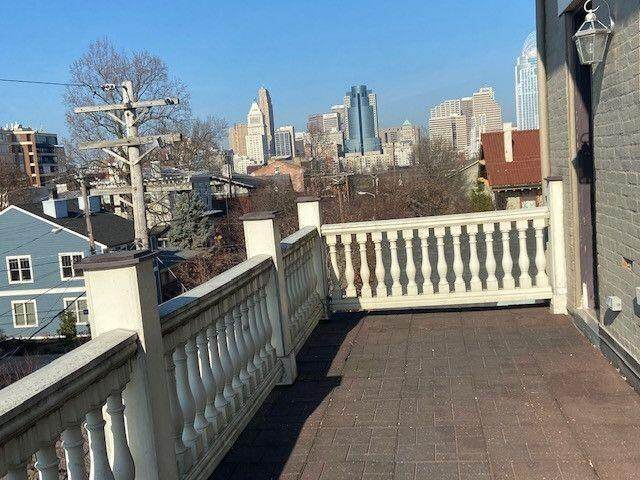 304 Garrard Street - Photo 1