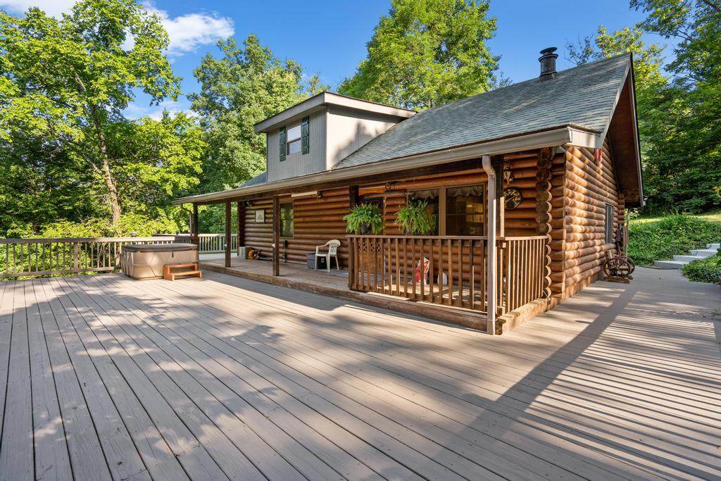 935 Schweitzer Court - Photo 1