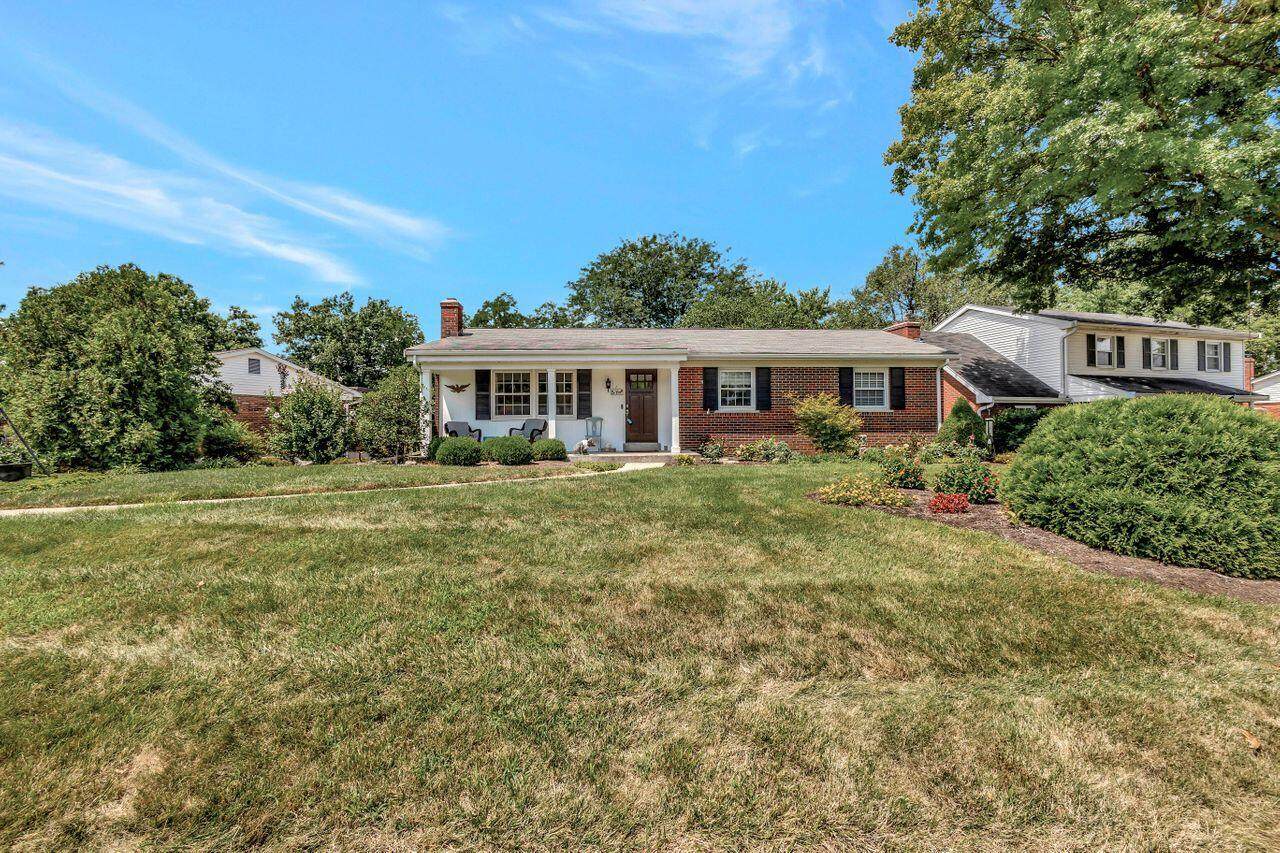 814 Fawnhill Drive - Photo 1