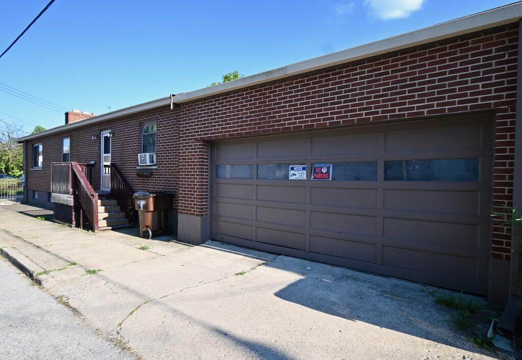 301 41st Street - Photo 1