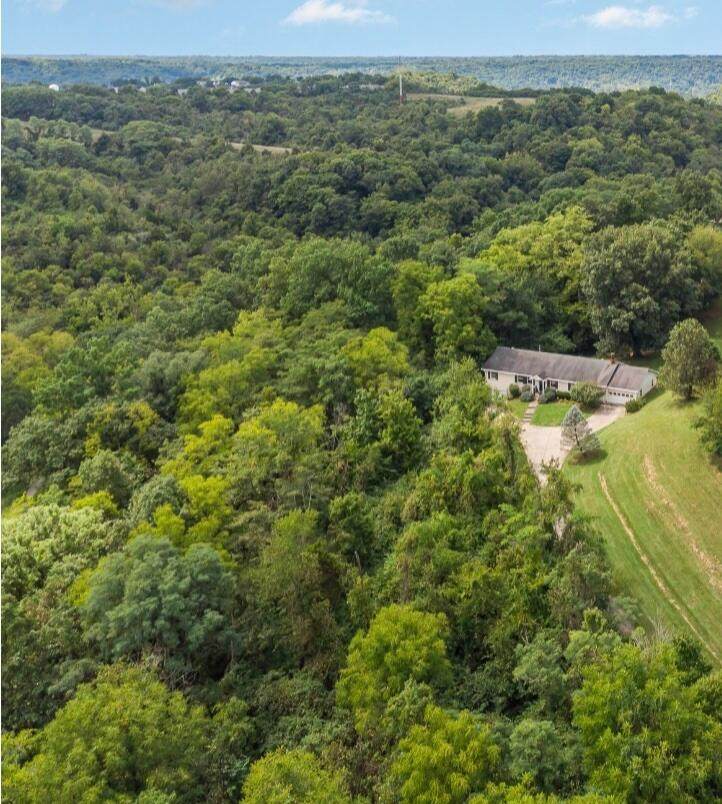 856 Dry Creek Road - Photo 1