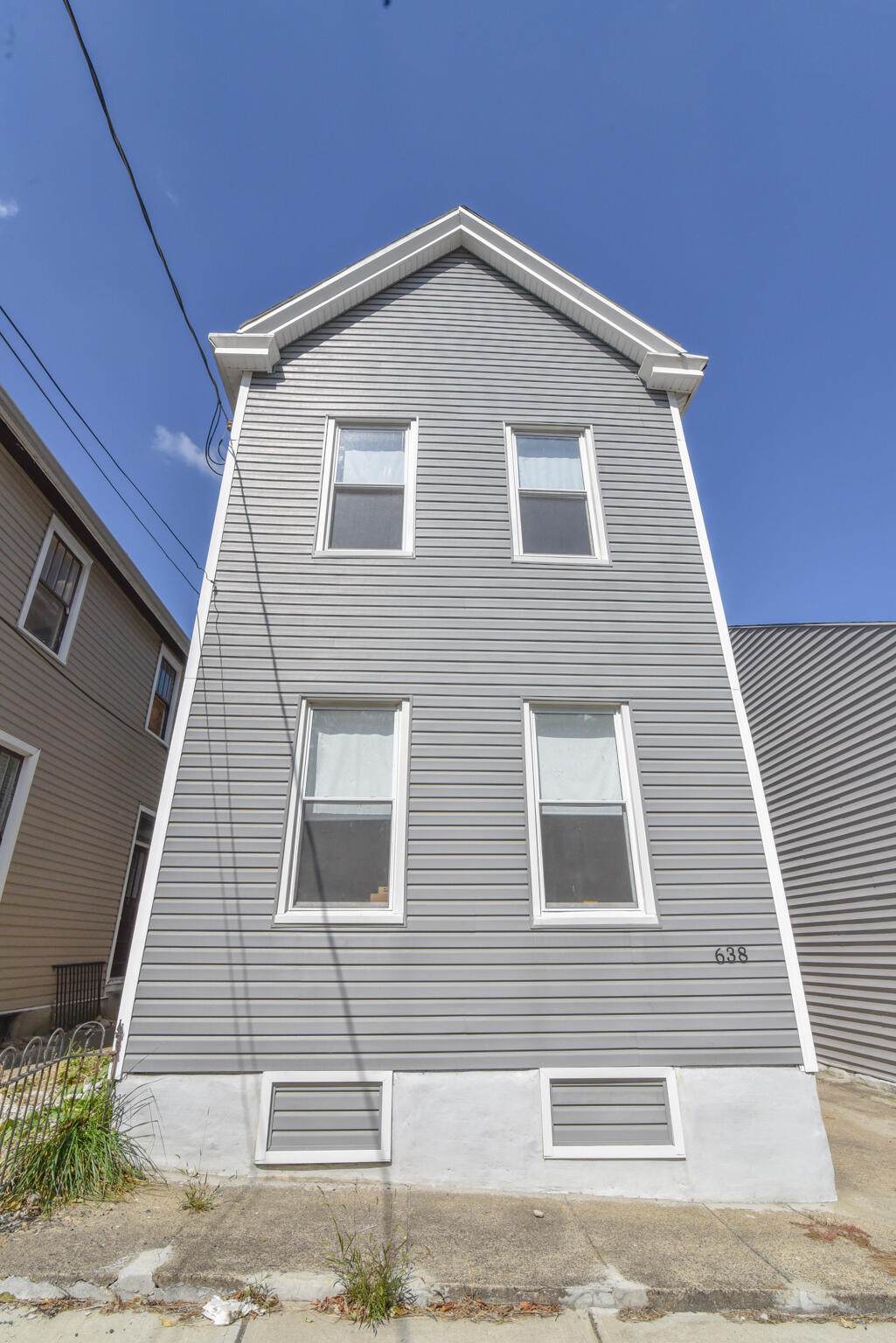 638 12th Street - Photo 1